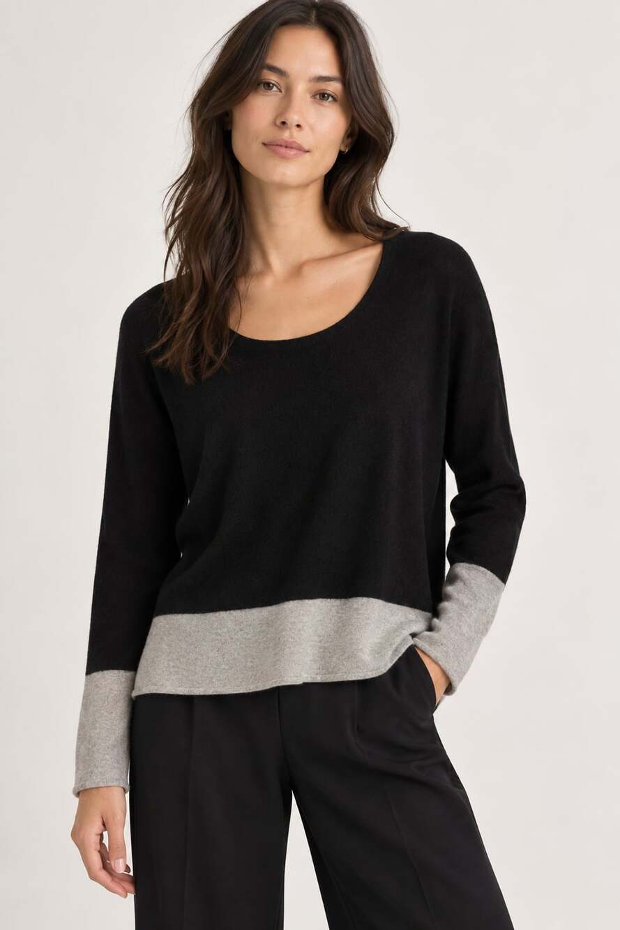 Vince Women's Black and Grey Colorblock Scoop Neck Cashmere Sweater Size M